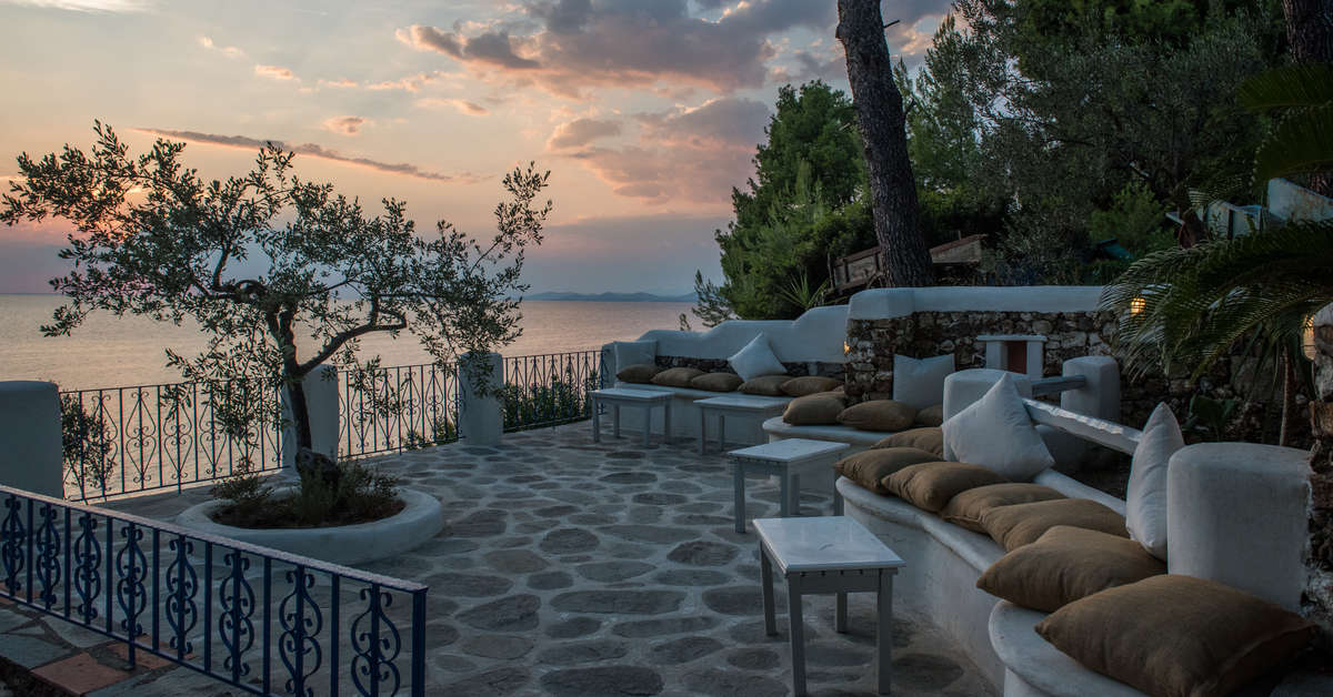 Een foto van het terras bij Virginia Hotel