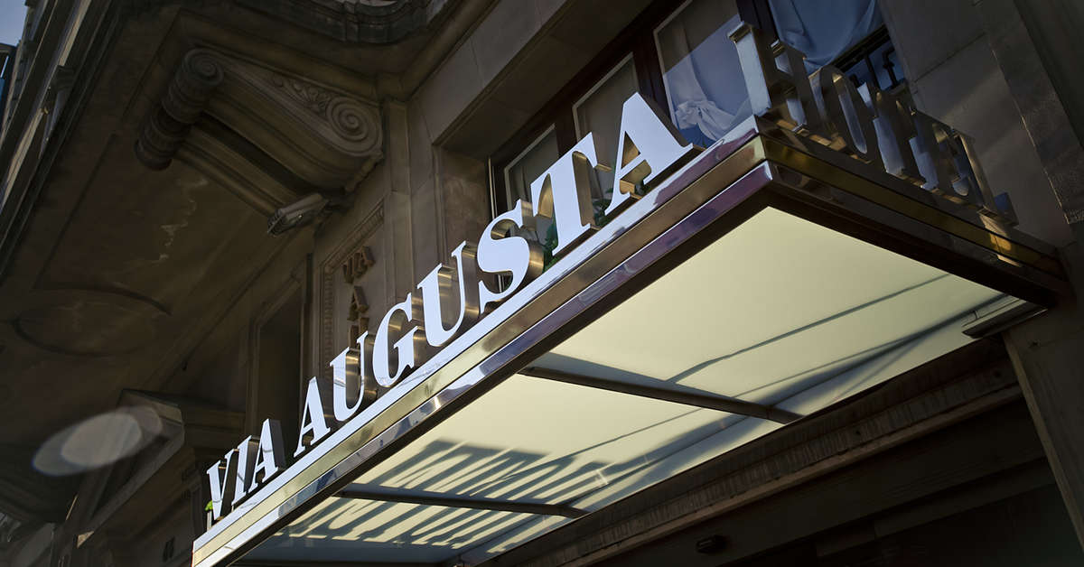 Ein Foto von der Außenansicht des Hotel Via Augusta