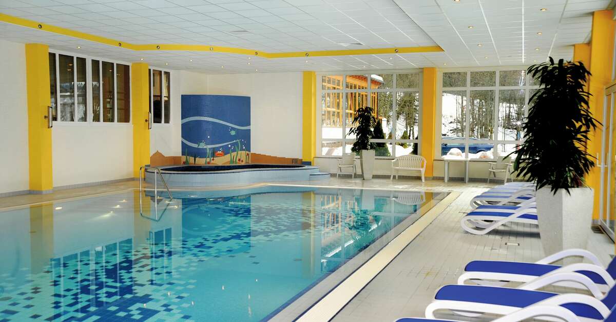 Een foto van het zwembad bij Marco Polo Club Alpina