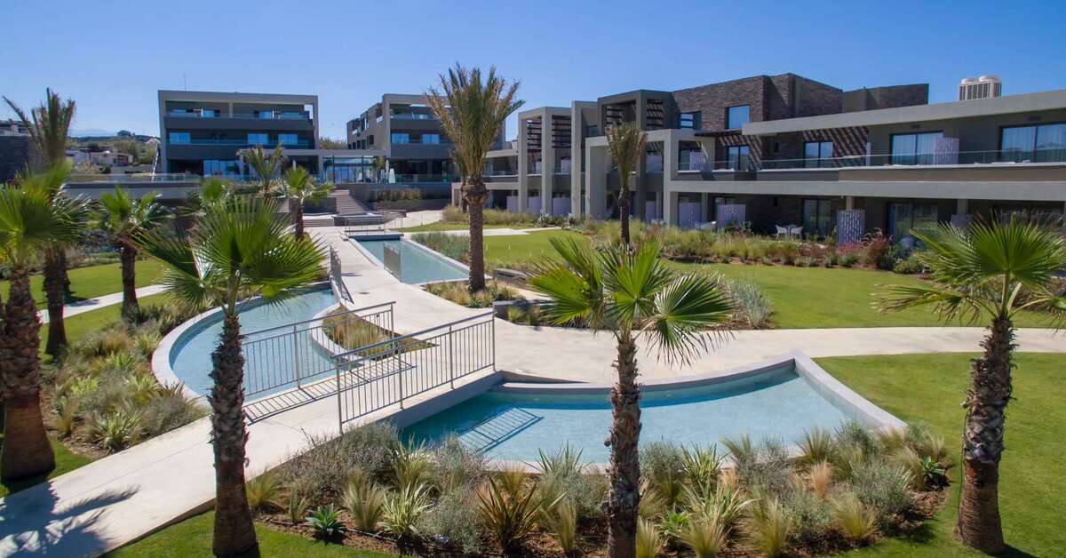 Een foto van het zwembad bij Myrion Beach Resort & Spa