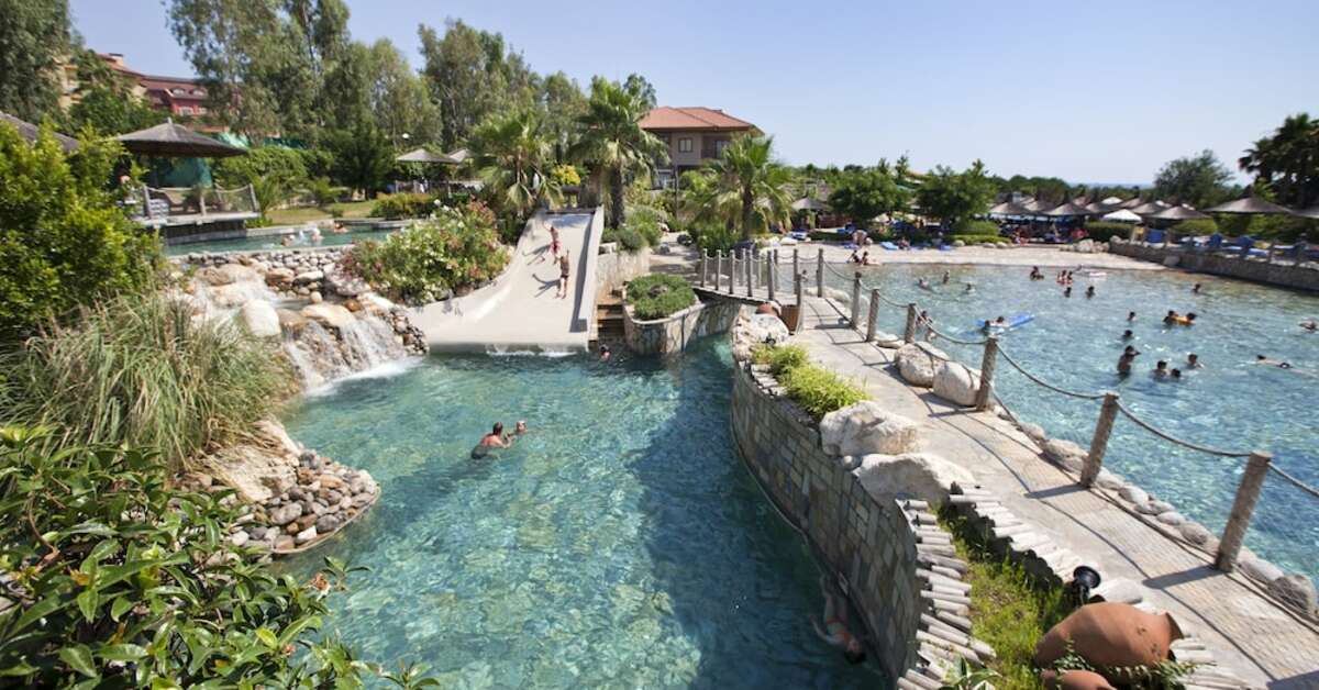 Ein Foto vom Pool im Club Grand Aqua
