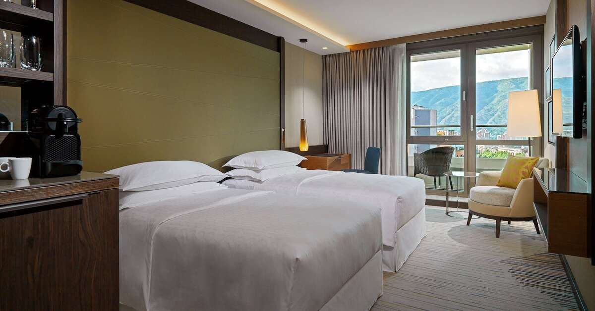 Een foto van Sheraton Grand Tbilisi Metechi Palace
