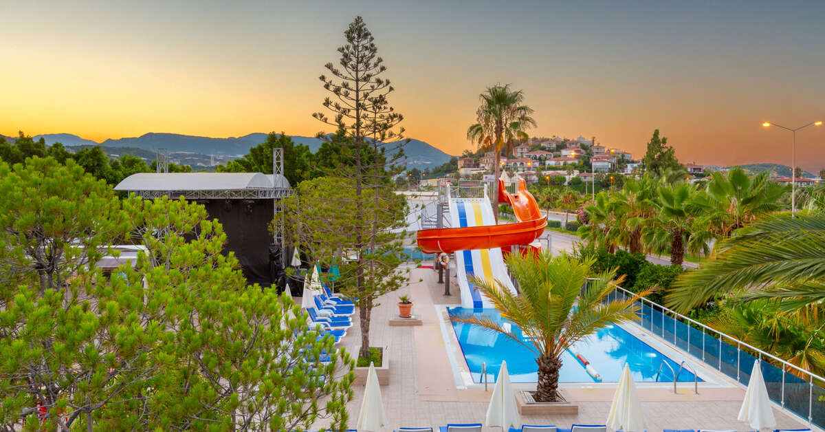 Een foto van het zwembad bij Numa Konaktepe Hotel