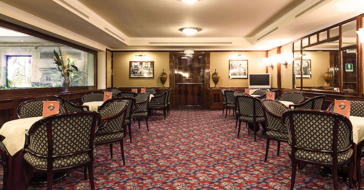 Een foto van het interieur van Adi Doria Grand Hotel