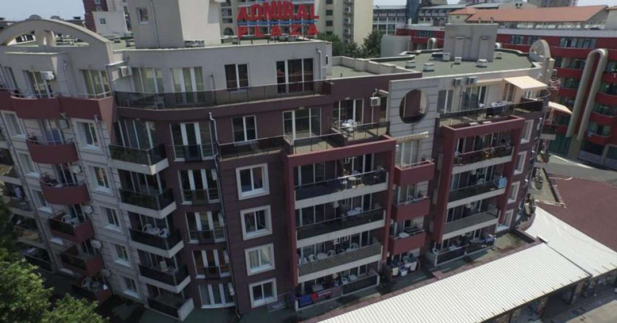 Een foto van Admiral Plaza