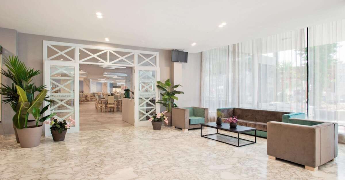 Een foto van het interieur van Hotel Best Cambrils