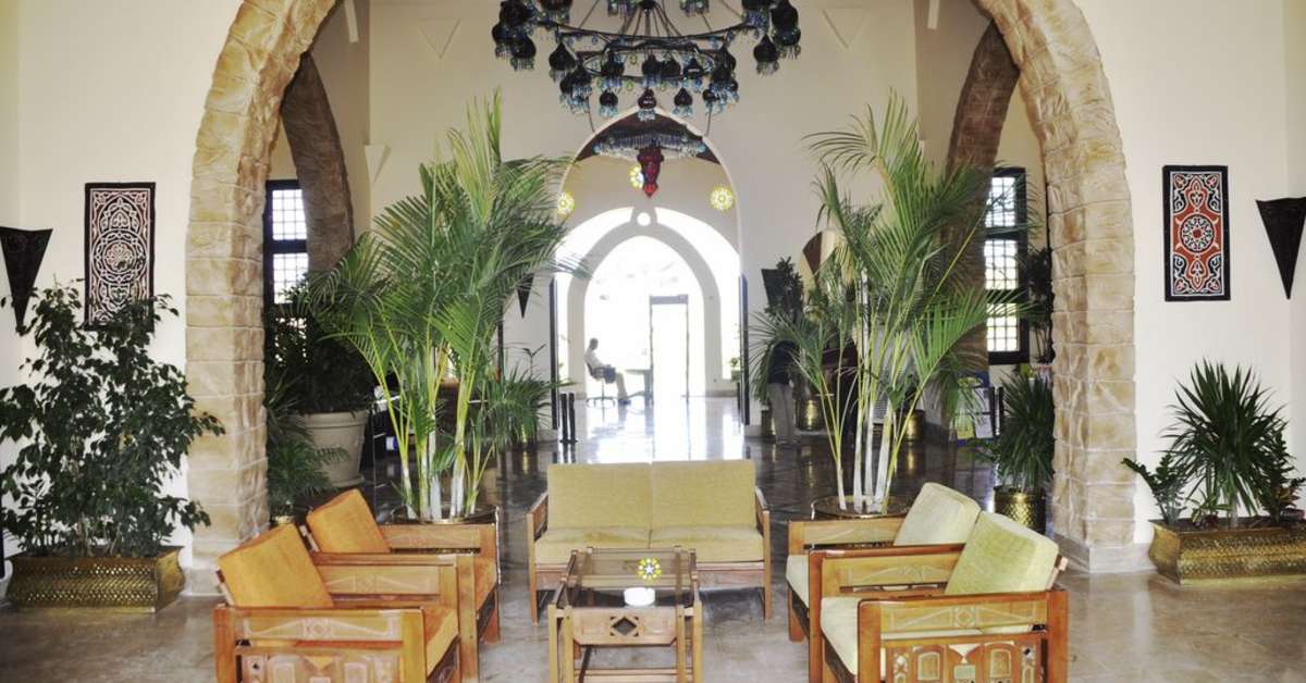 Een foto van het interieur van Onatti Beach Resort