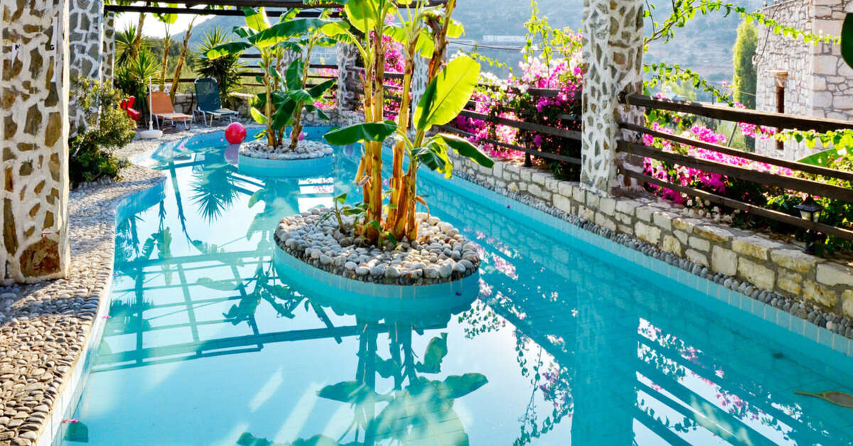 Ein Foto vom Pool im Stone Village Petrino Horio