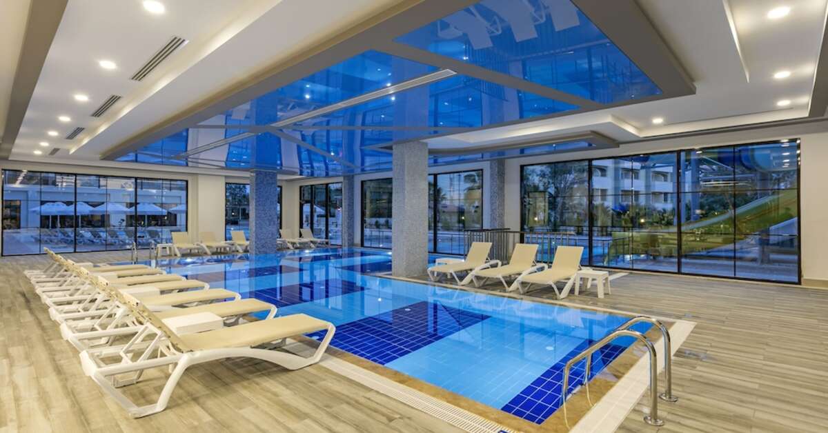 Een foto van het zwembad bij Glamour Resort & Spa