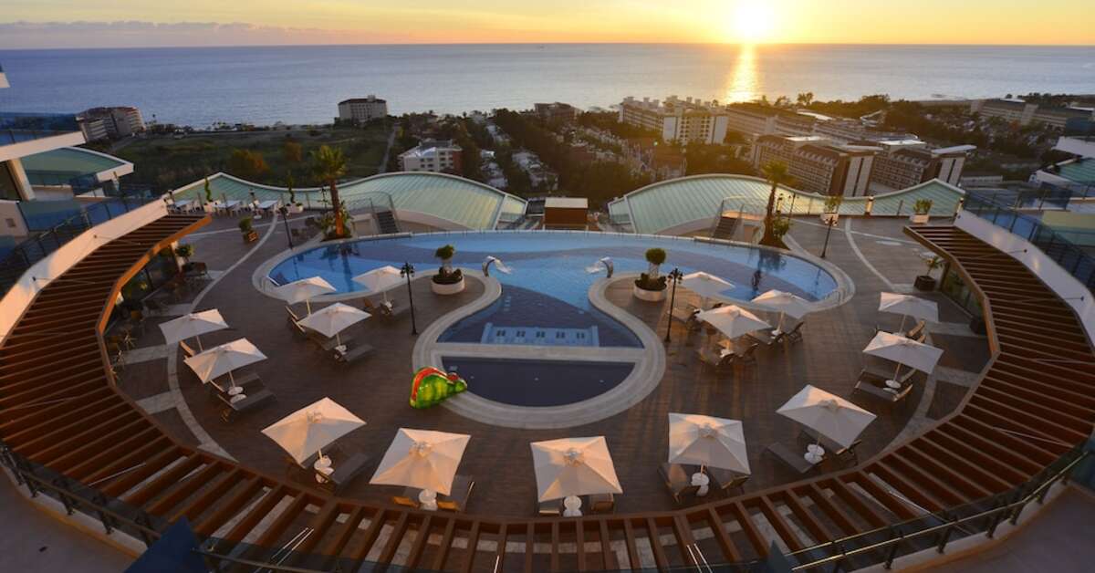 Een foto van het zwembad bij Elite Luxury Suite & Spa