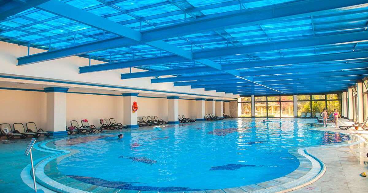 Een foto van het zwembad bij Selectum Noa Belek