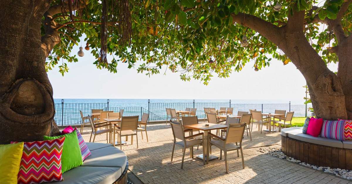 Ein Foto von den Einrichtungen im Floria Beach Hotel