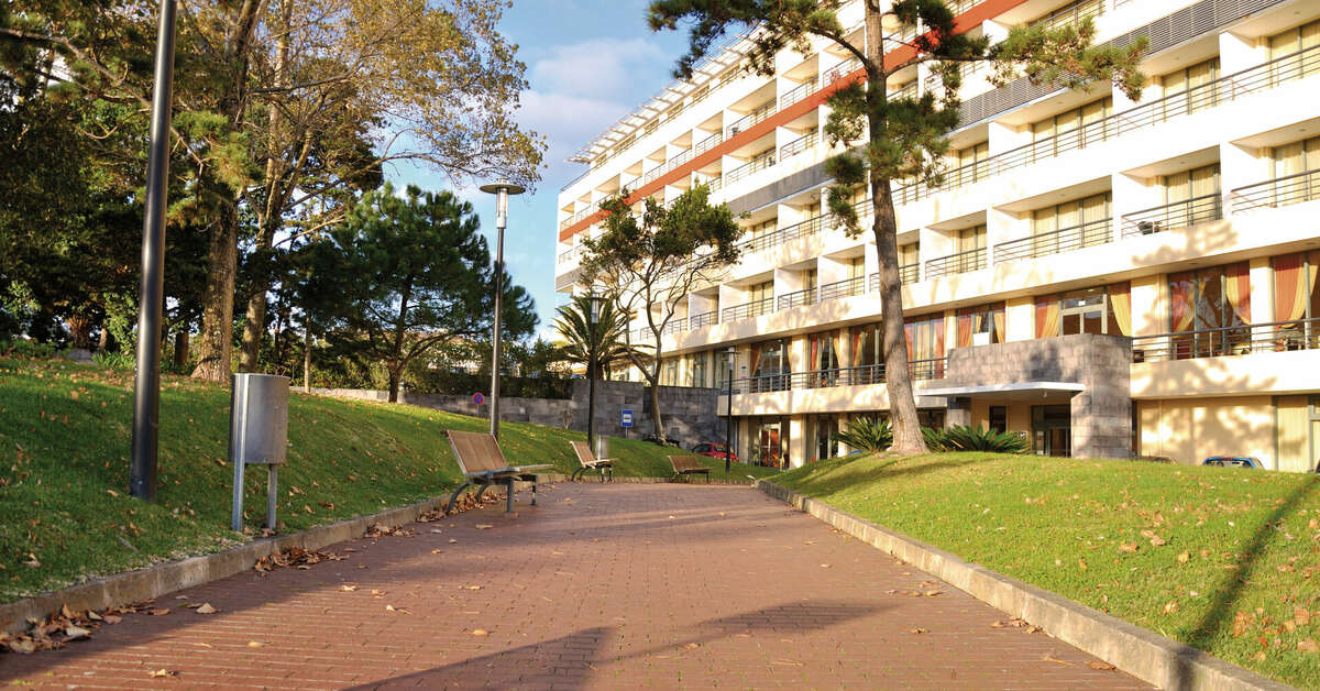 Een foto van de buitenkant van Sao Miguel Park Hotel