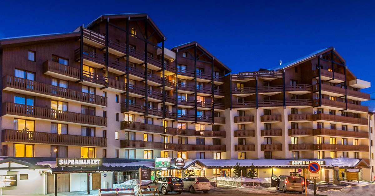 Een foto van de buitenkant van Residence Le Chamois d'Or