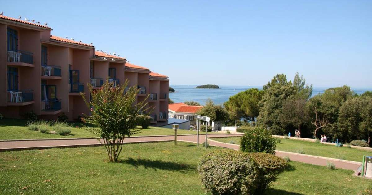 Ein Foto von der Außenansicht des Maistra All Inclusive Resort Funtana
