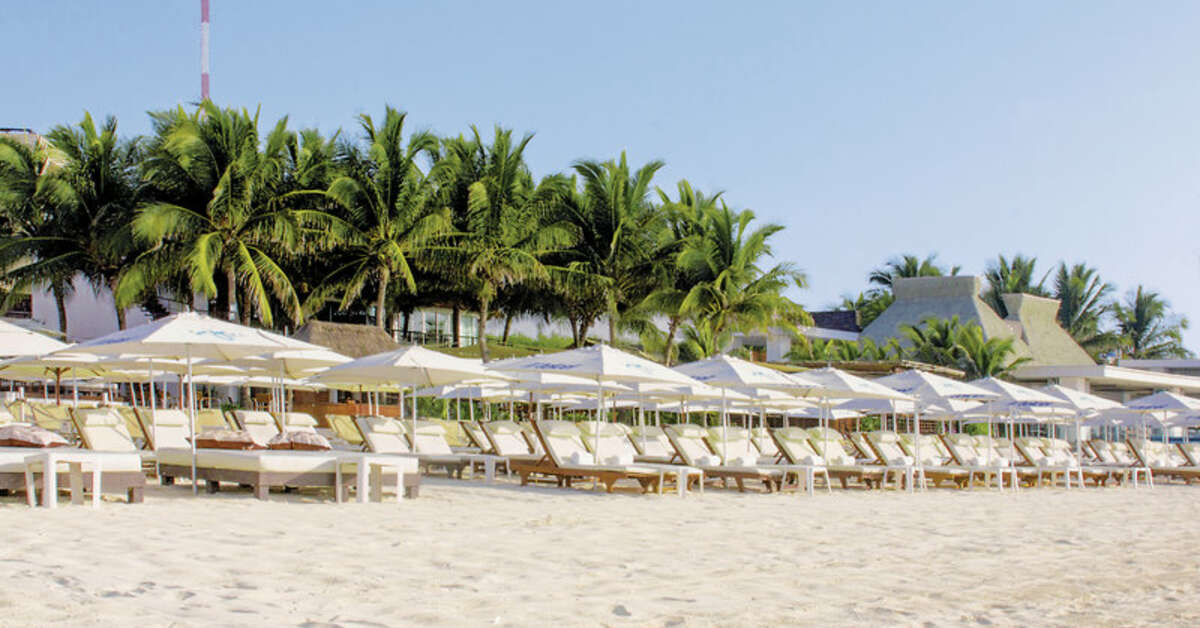 Een foto van het strand bij Nina Hotel & Beach Club