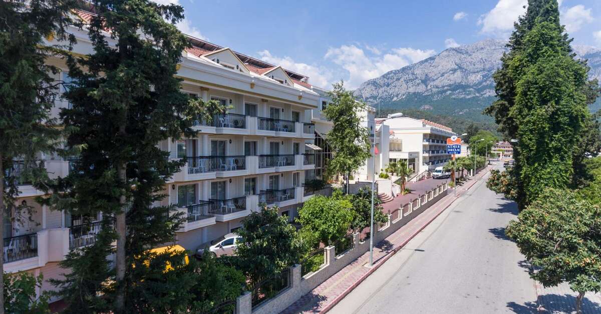 Een foto van de buitenkant van Kemer Dream Hotel