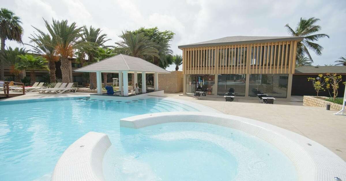 Een foto van het zwembad bij Oasis Belorizonte Hotel
