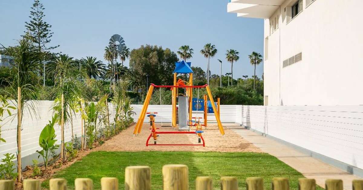 Een foto van de faciliteiten bij Nissi Beach Resort