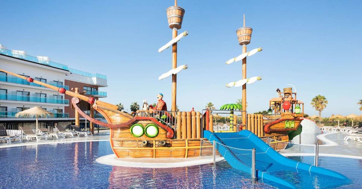 Een foto van het zwembad bij Best Costa Ballena