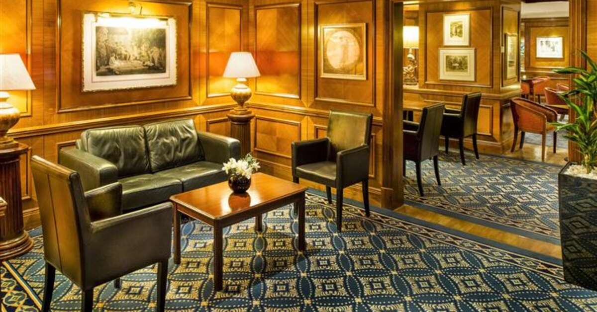 Een foto van het interieur van Copthorne Tara Hotel London Kensington