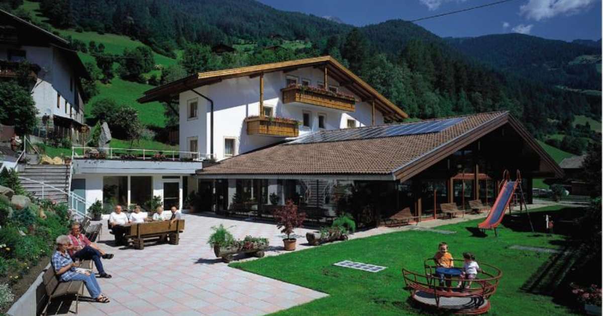 Ein Foto Hotel Adler