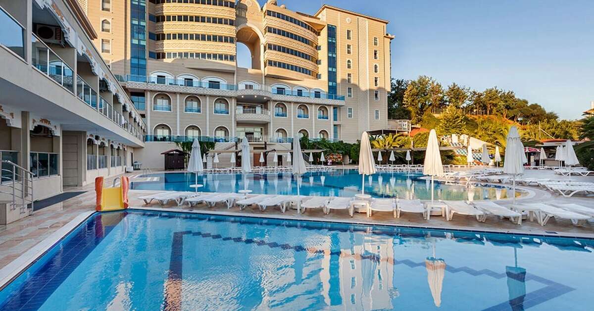 Ein Foto vom Pool im Hotel Sultan of Side