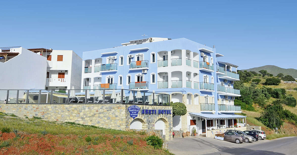 Een foto van de buitenkant van Hotel Areti