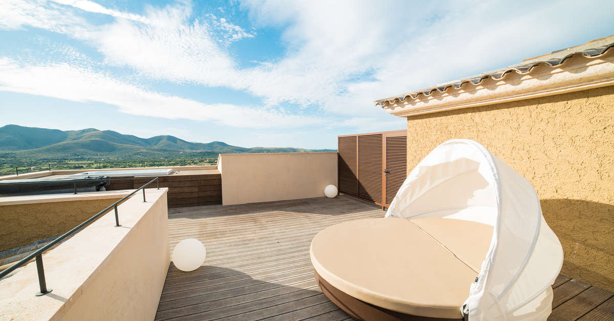 Een foto van het terras bij Hotel Creu de Tau Art & Spa