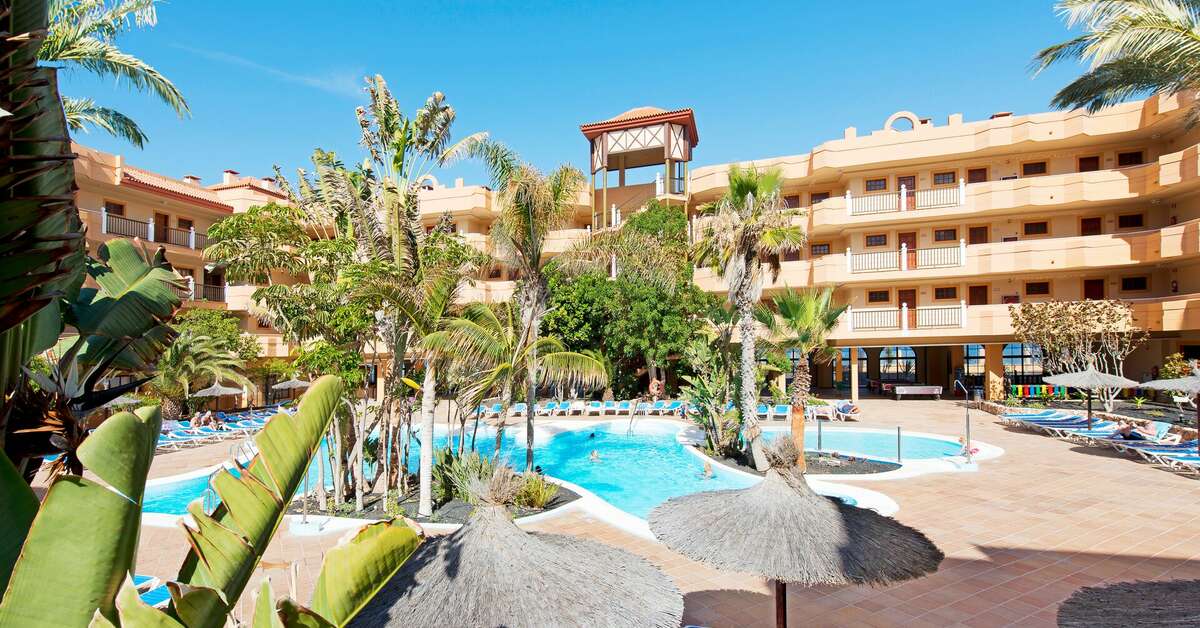 Een foto van het zwembad bij Elba Castillo San Jorge & Antigua Suite Hotel