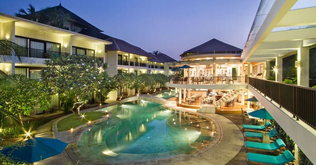 Ein Foto vom Pool im Away Bali Legian Camakila