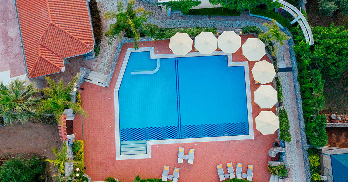 Een foto van het zwembad bij Hotel Akti Taygetos