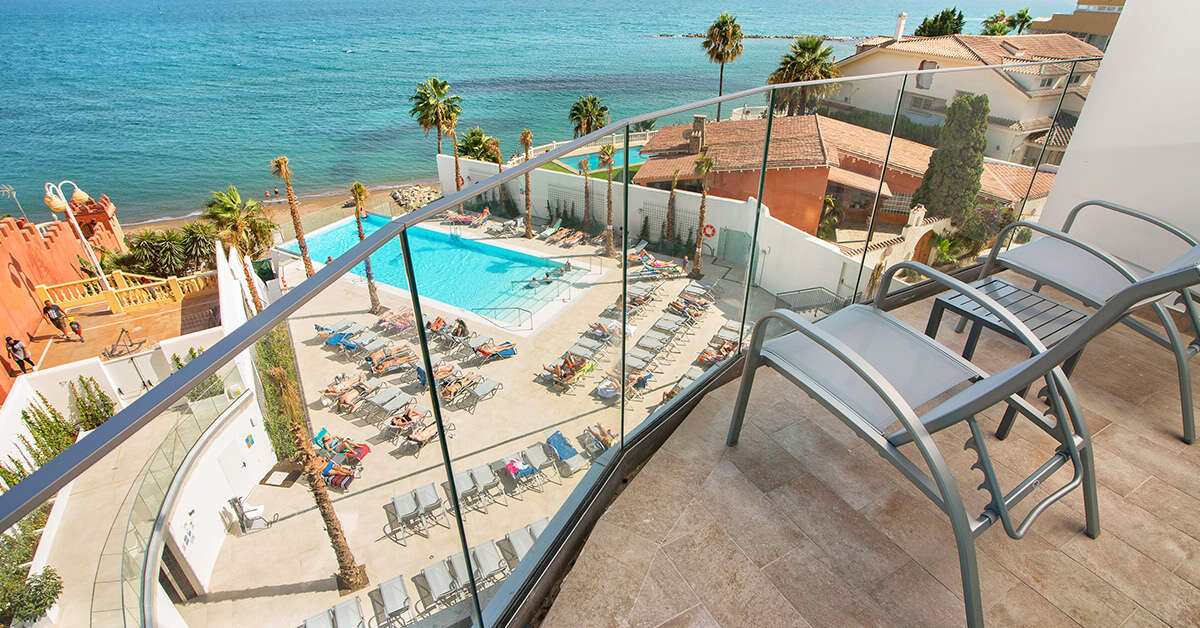 Een foto van de buitenkant van Hotel Benalmadena Beach