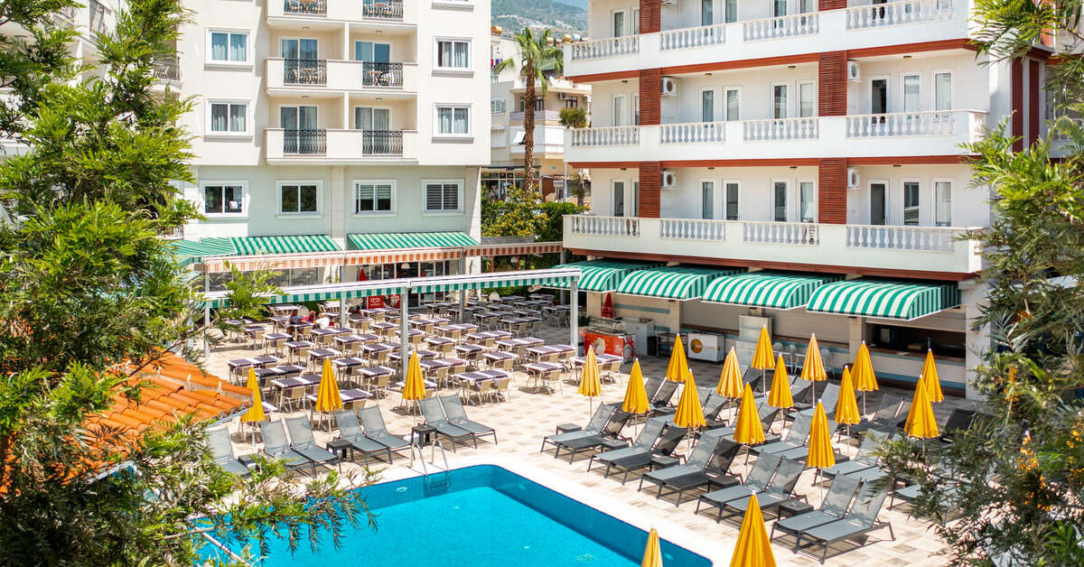 Een foto van het zwembad bij Villa Sunflower Hotel