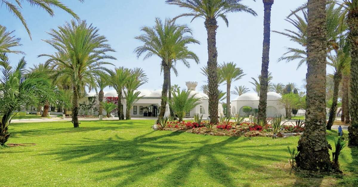 Een foto van het terras bij Monarque Club Rivage Monastir