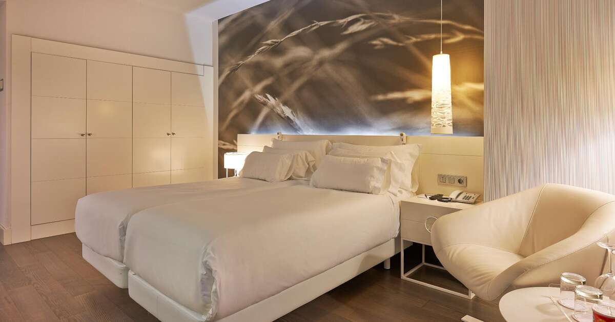 Een foto van NH Collection Villa de Bilbao