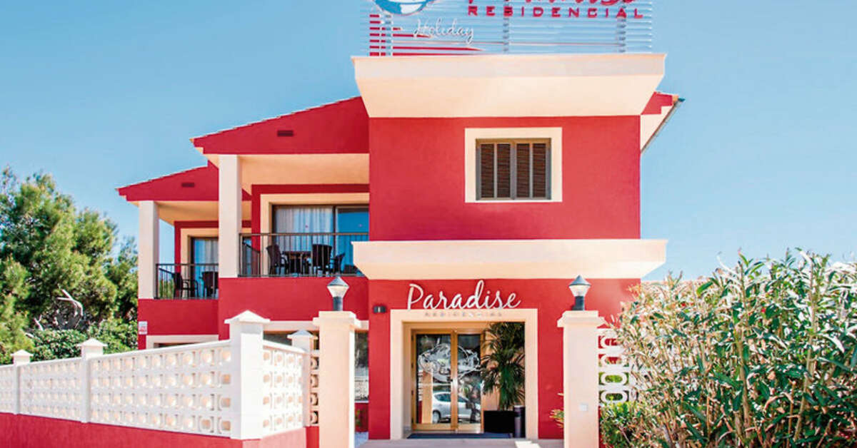 Een foto van de buitenkant van Holiday Paradise Residencial