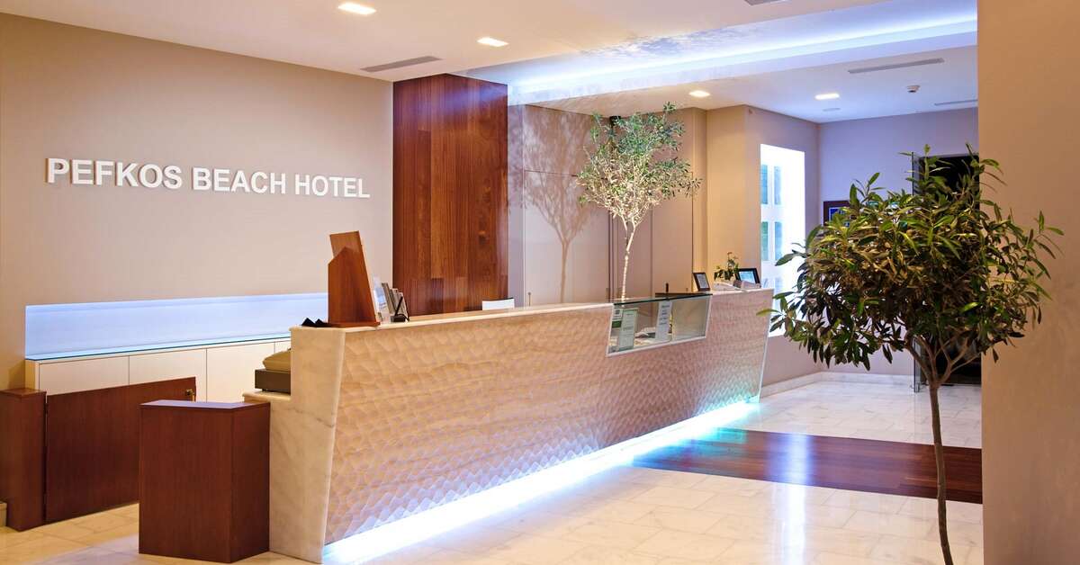 Een foto van het interieur van Pefkos Beach Hotel