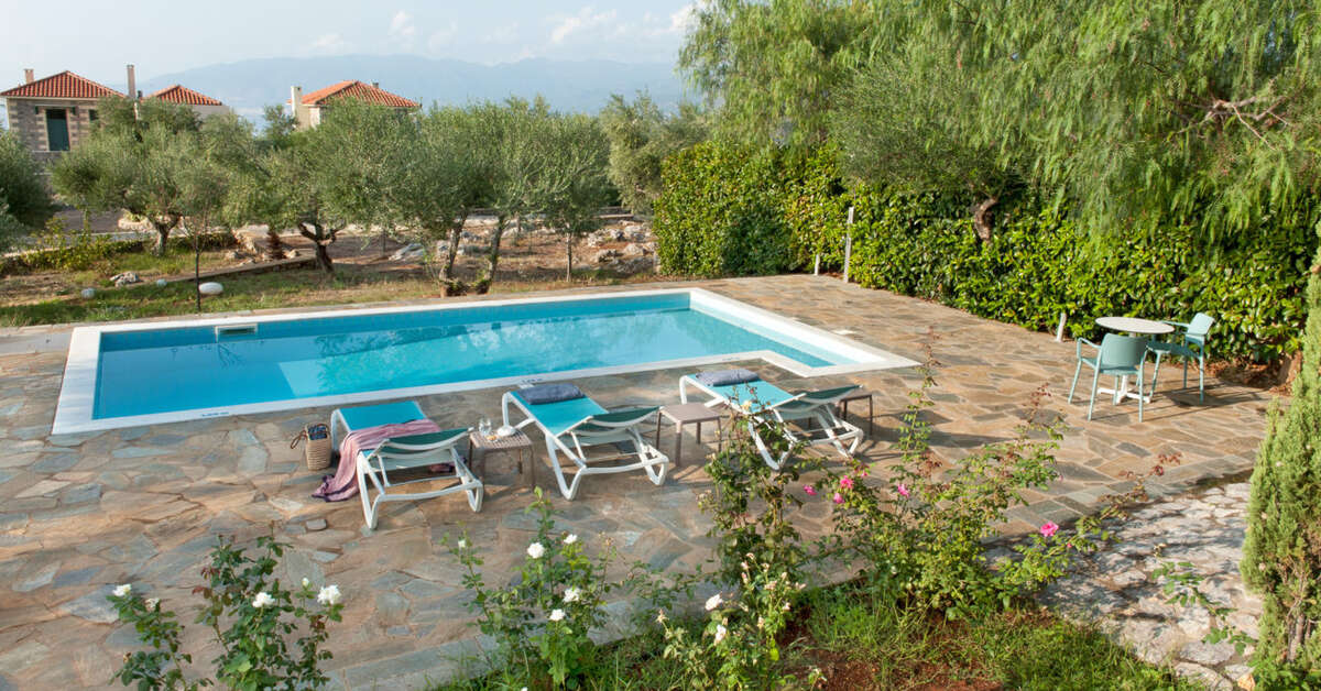 Een foto van het zwembad bij Searocks Exclusive Villas Resort Messinia