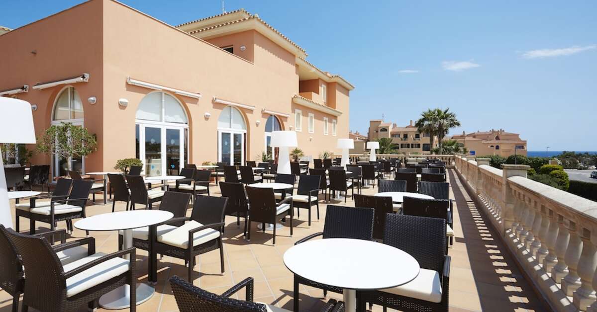 Ein Foto von den Einrichtungen im Grupotel Macarella Suites & Spa