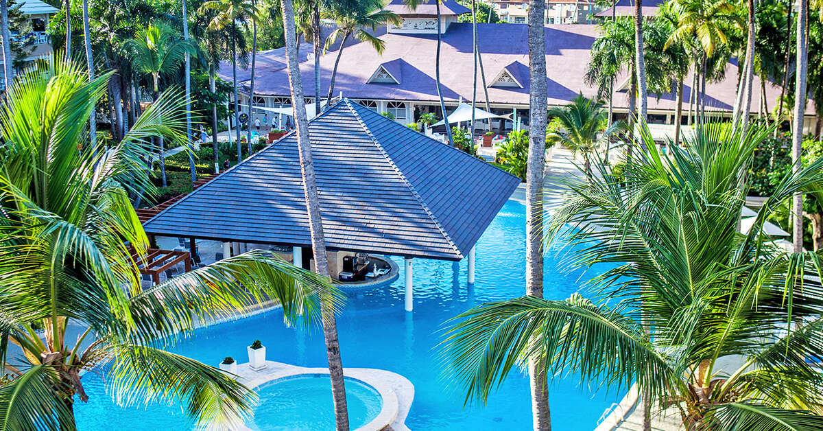 Een foto van het zwembad bij Vista Sol Punta Cana