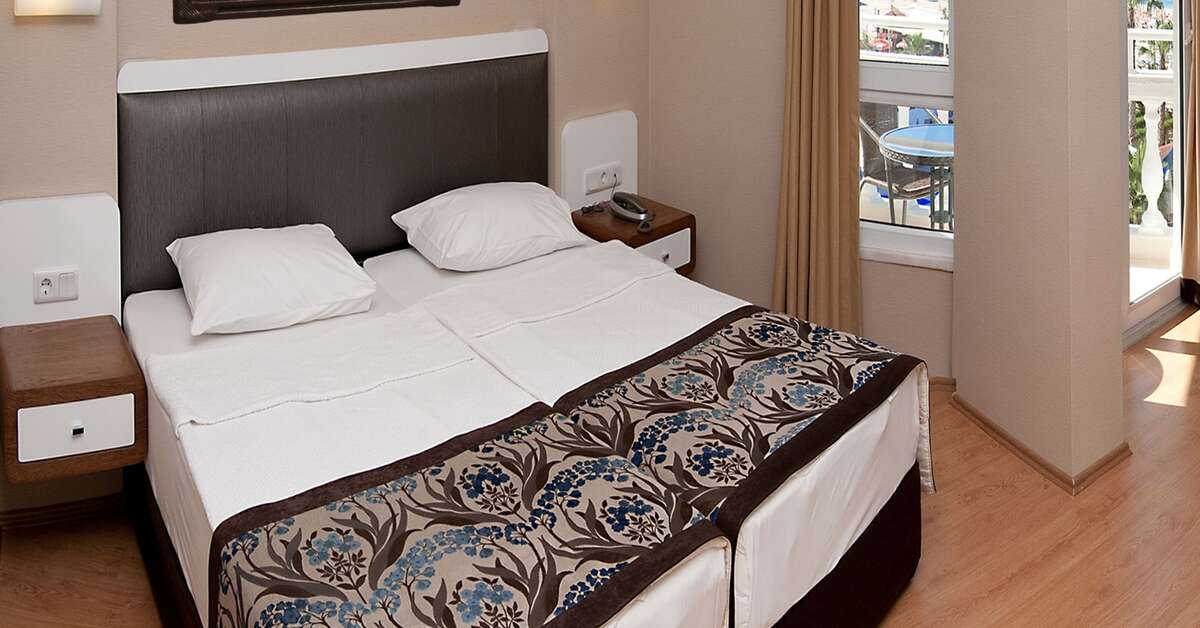Ein Foto Azak Hotel