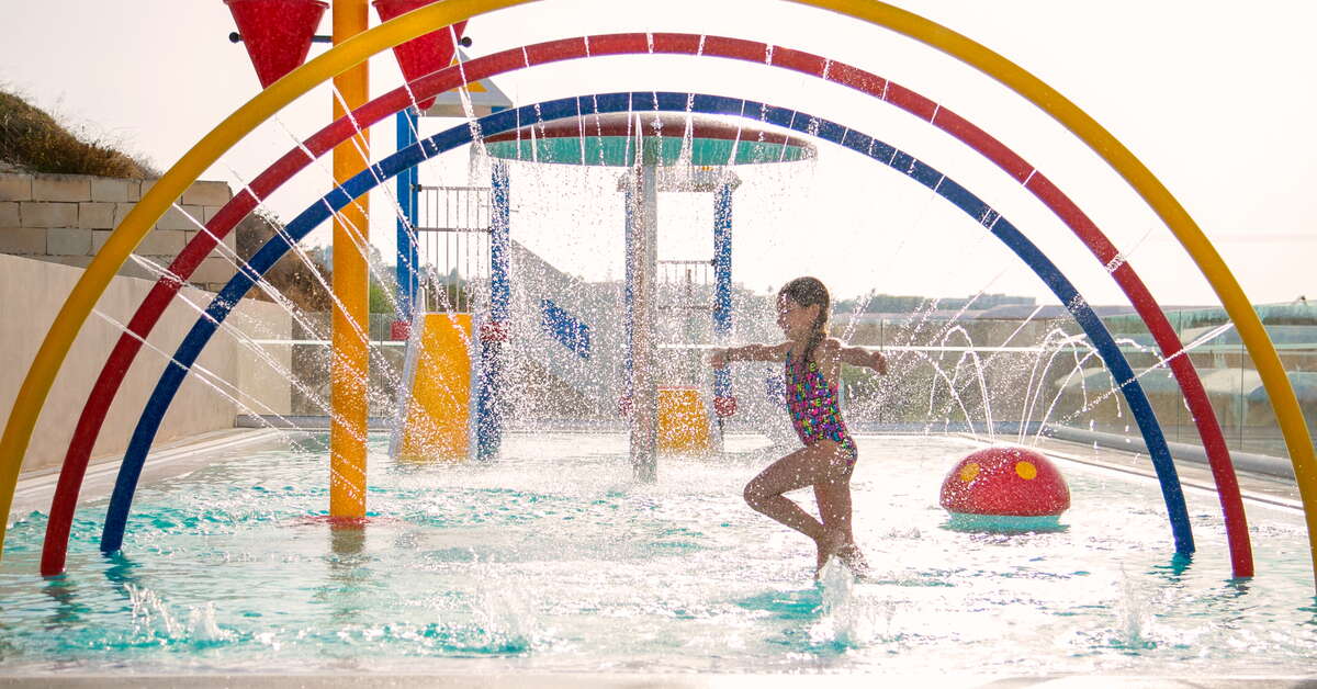 Ein Foto vom Pool im Louis St. Elias Resort & Waterpark