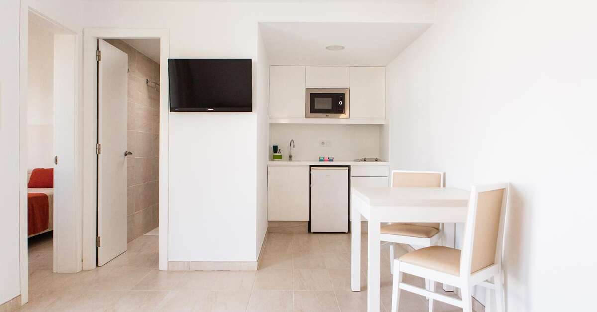 Ein Foto Sagitario Menorca Mar Apartments