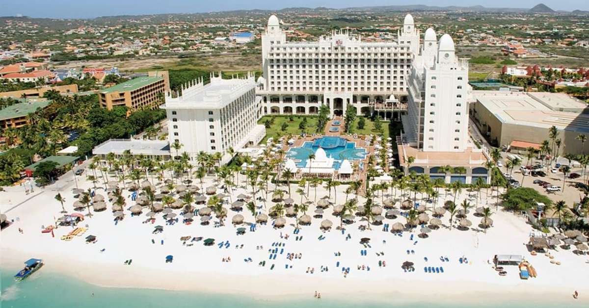 Een foto van de buitenkant van Riu Palace Aruba