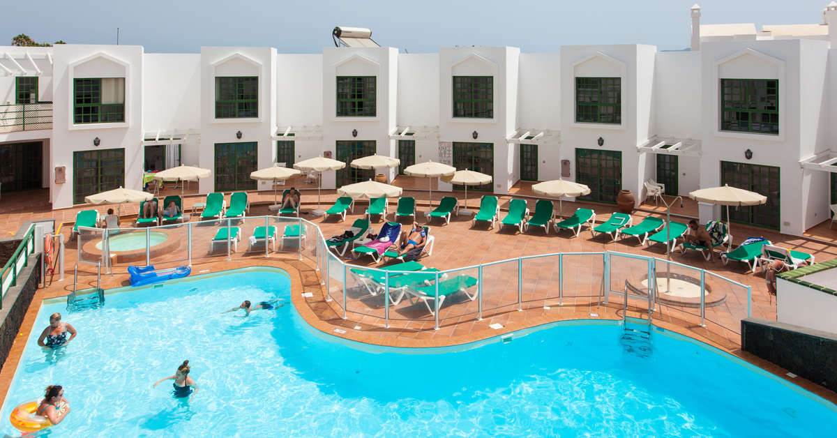 Een foto van het zwembad bij Appartementen Tao Caleta Playa