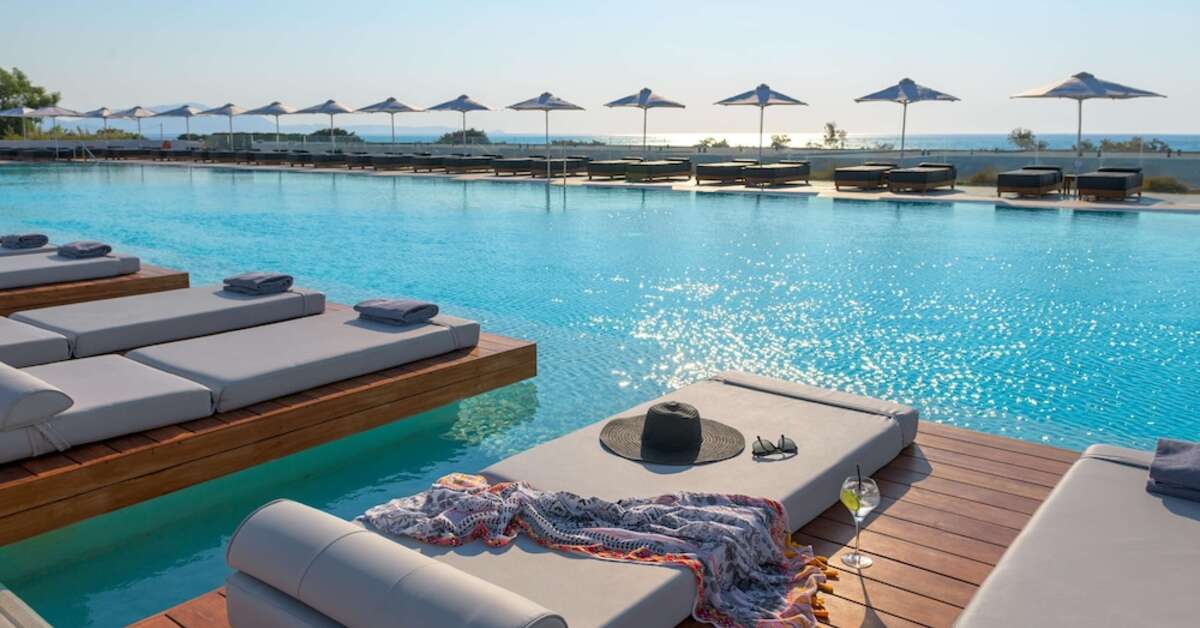 Een foto van het zwembad bij Gennadi Grand Resort