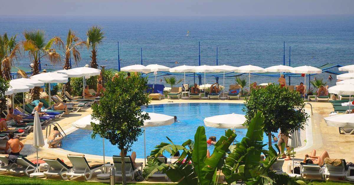 Een foto van het zwembad bij Özkaymak Select Resort Hotel