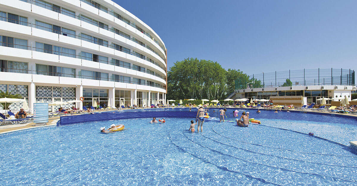 Een foto van het zwembad bij AluaSoul Sunny Beach