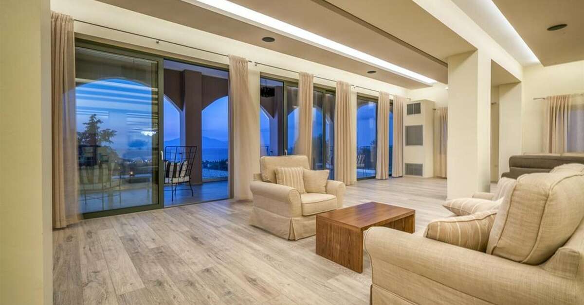 Een foto van het interieur van Elegance Luxury Executive Suites